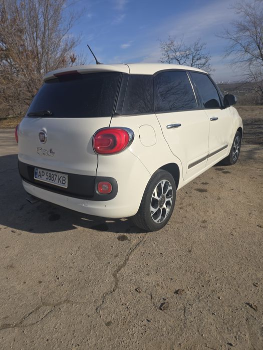 Продам авто Fiat 500L