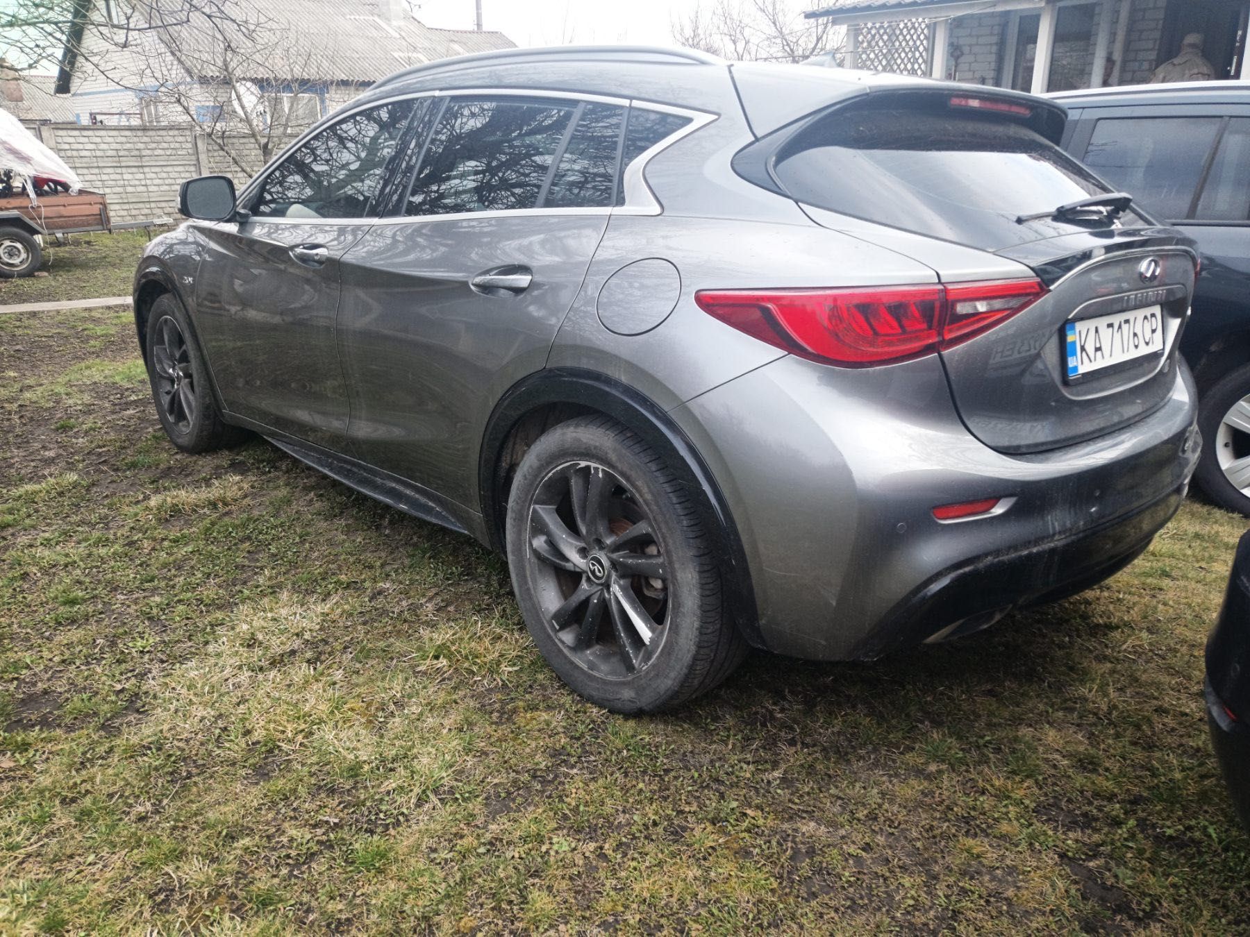 Запчасти на Infiniti QX30, капот, фары, крылья, бампер, двигатель