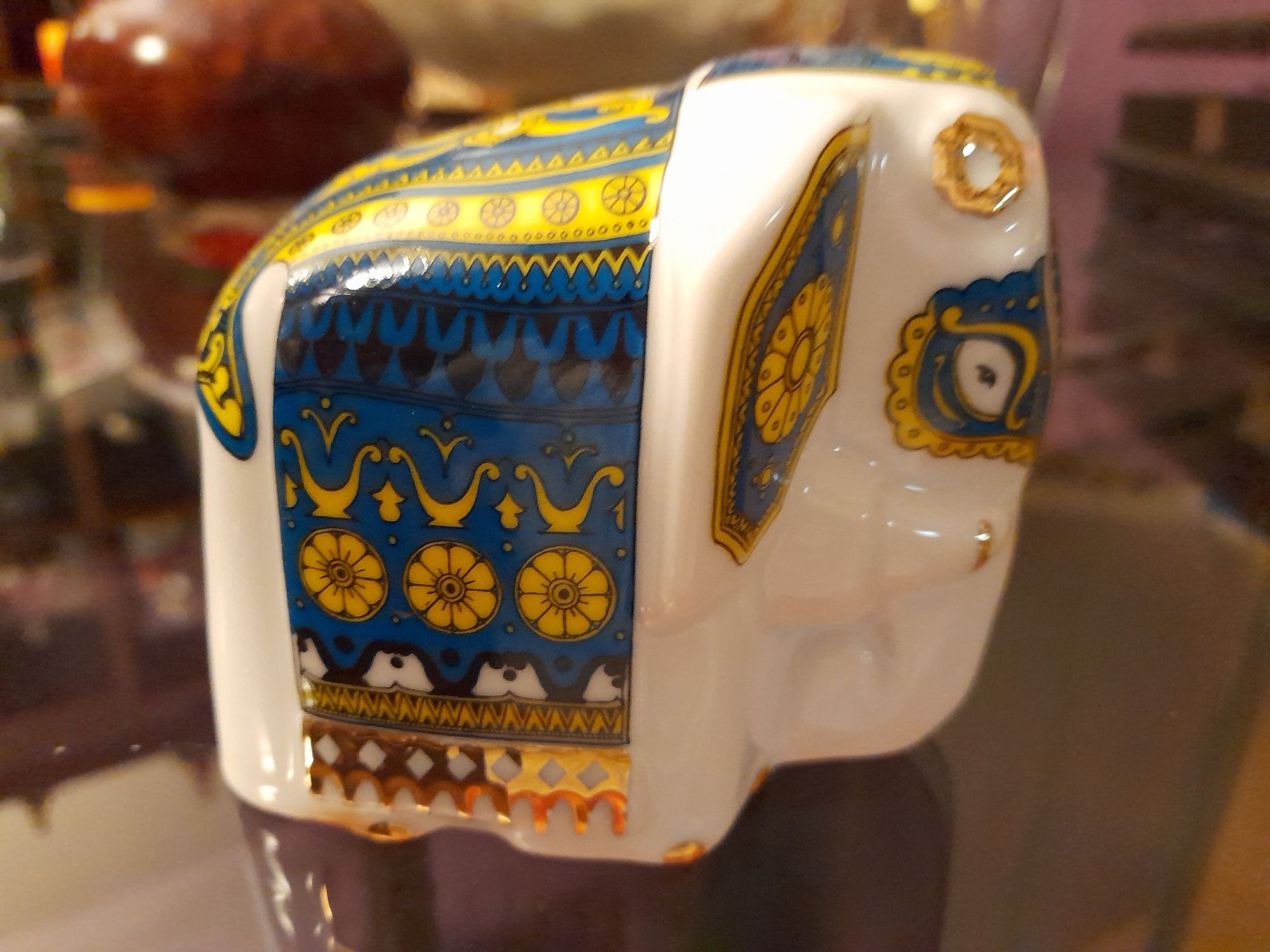 Peça decorativa para colocar/ conservar chá.