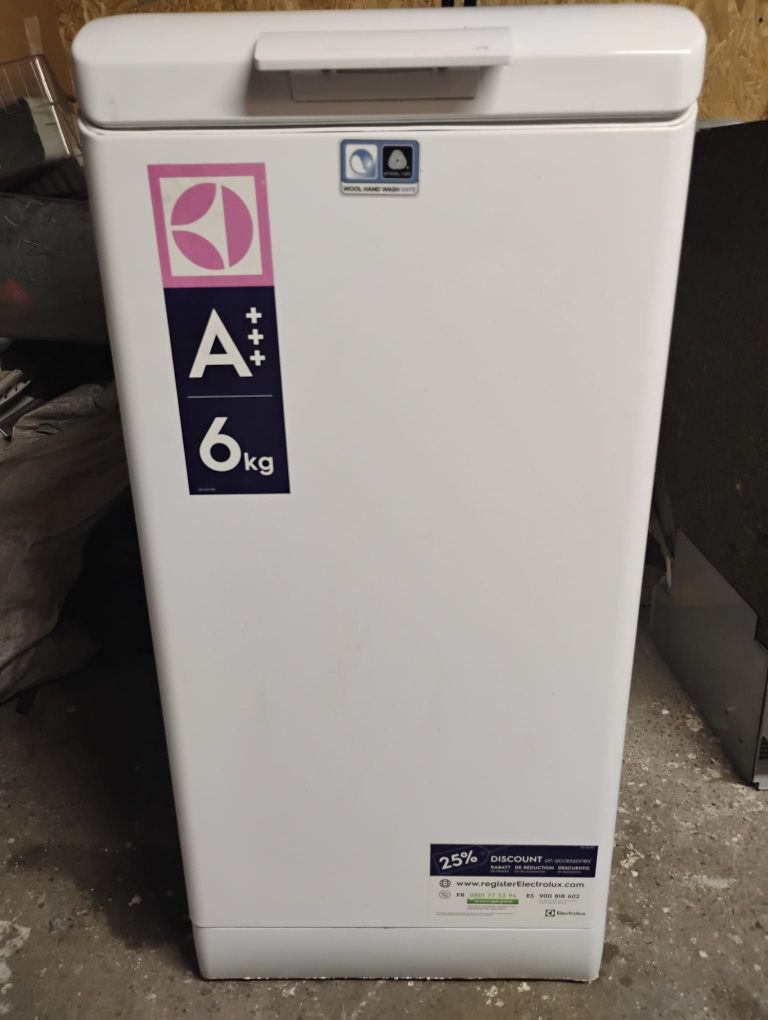 Sprzedam pralkę automatyczna od góry otwierana Electrolux