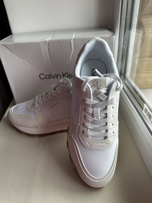 ОРИГІНАЛ! Кросівки Calvin Klein . Кевін Кляйн шкіряні кросівки