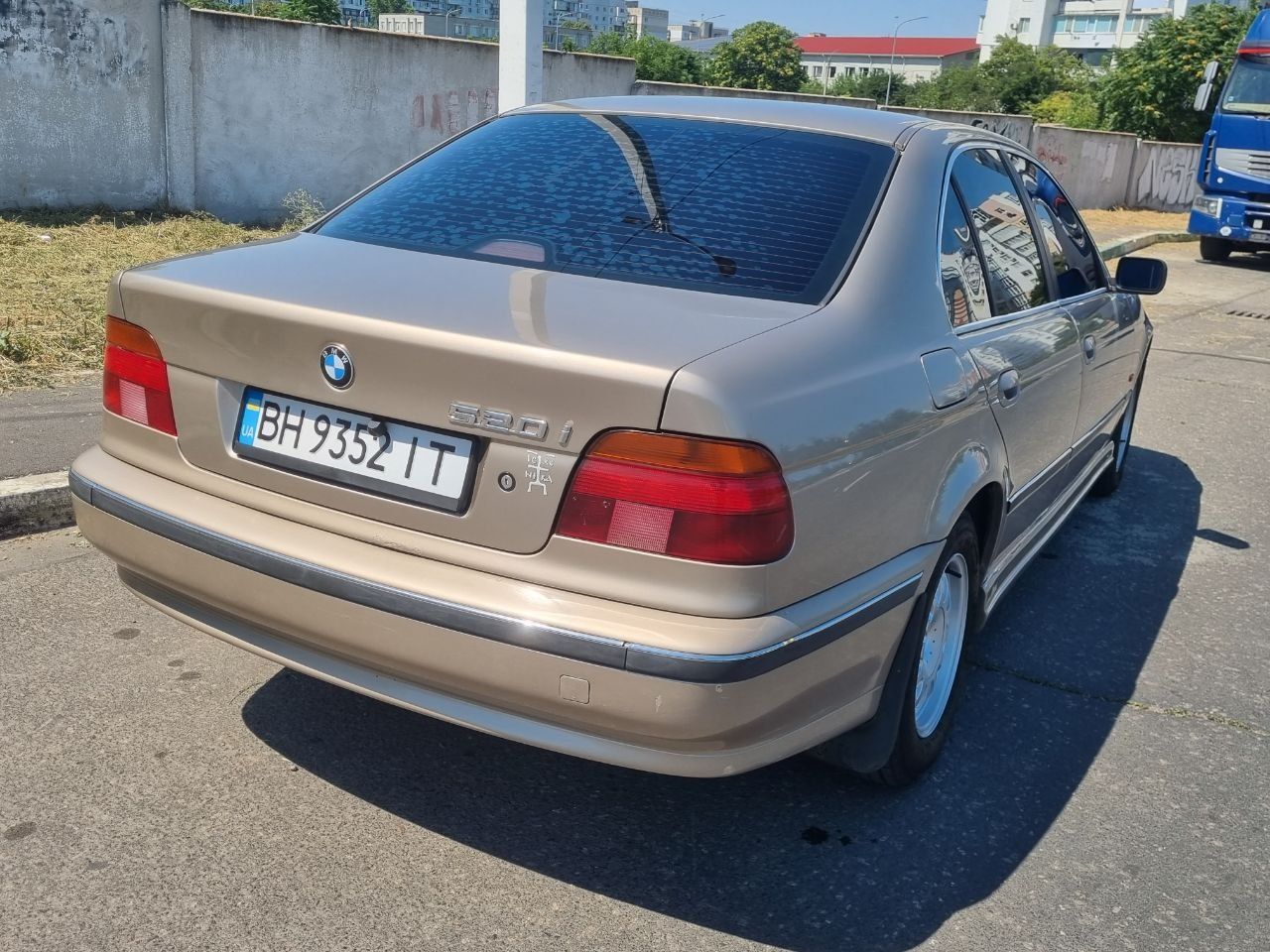 BMW  E39 520i .БМВ 2.2 інж. Е39.