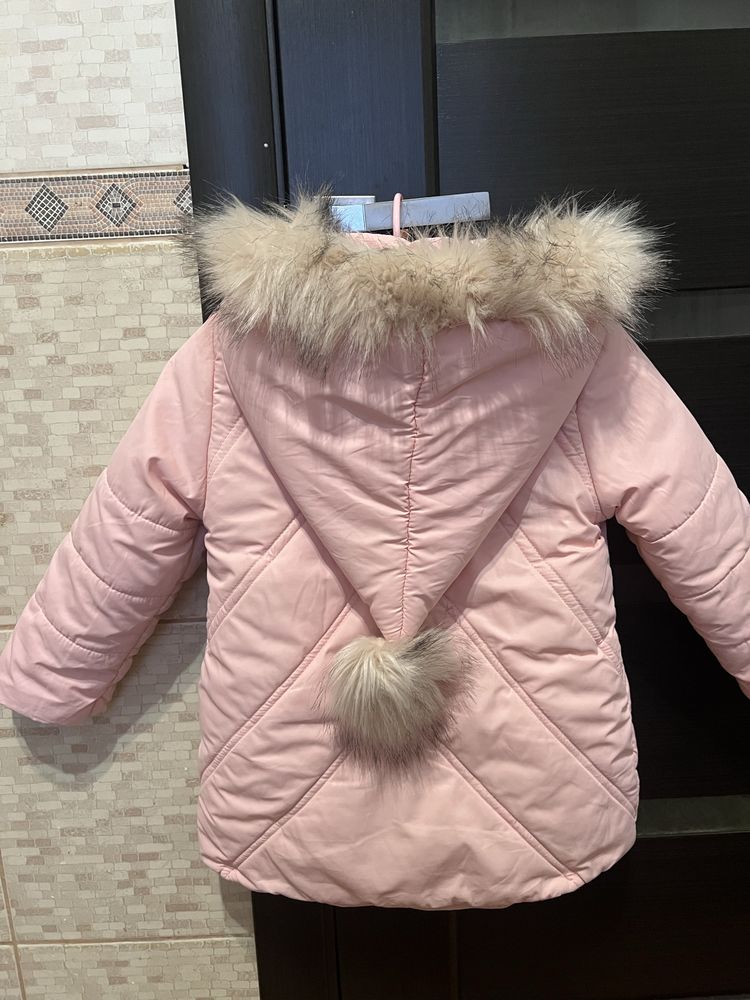 Курточка для дівчинки