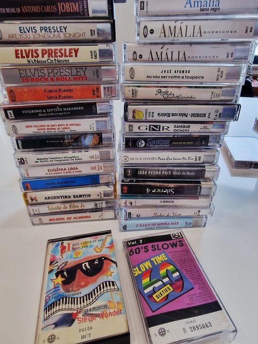 Cassetes áudio K7 de vários géneros