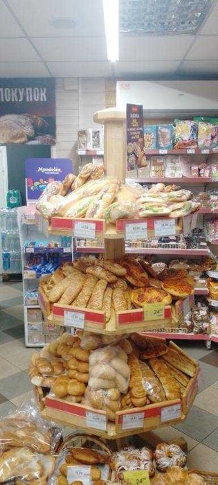 Хлібні полиці- стелаж