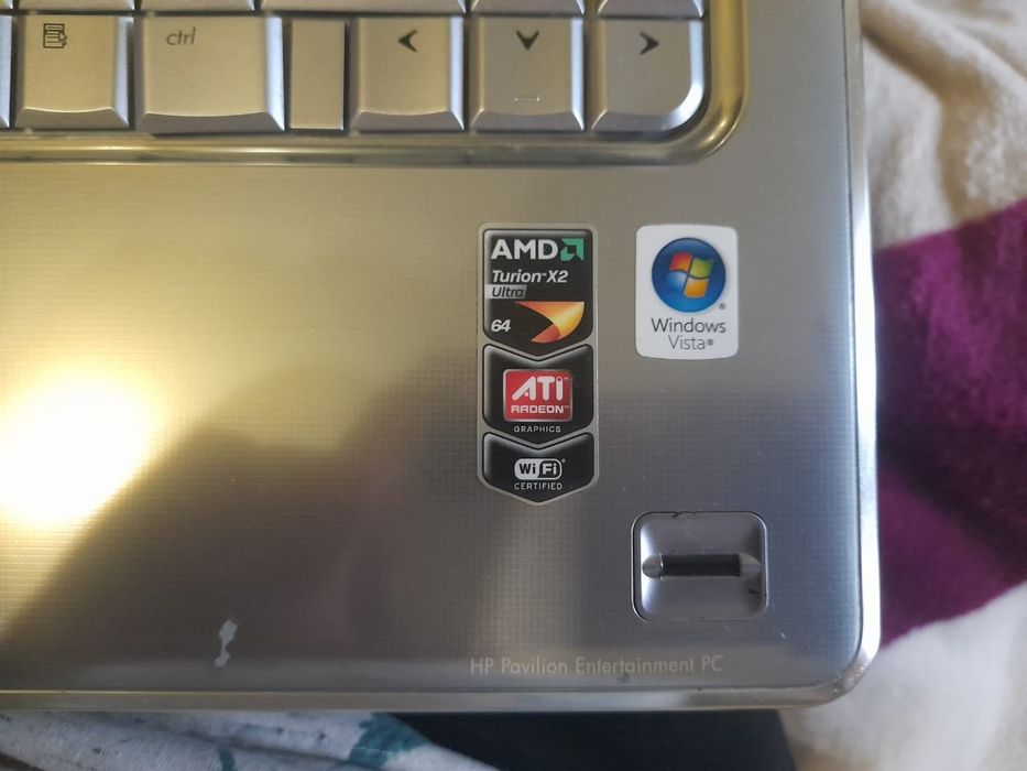 Продам срочно ноутбук hp