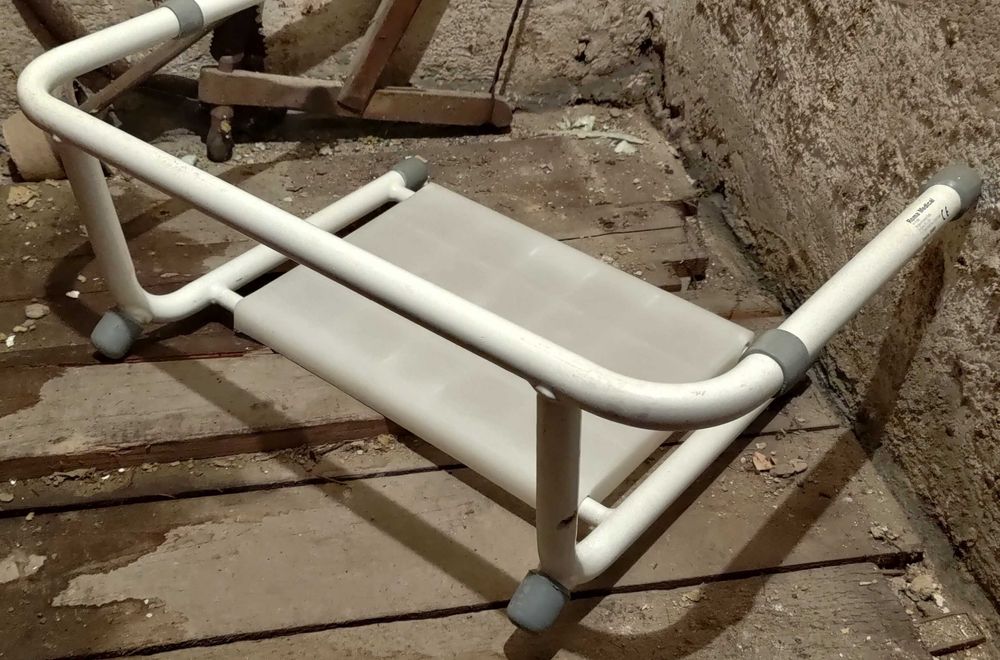 Krzesełko do wanny Roma medical 4200