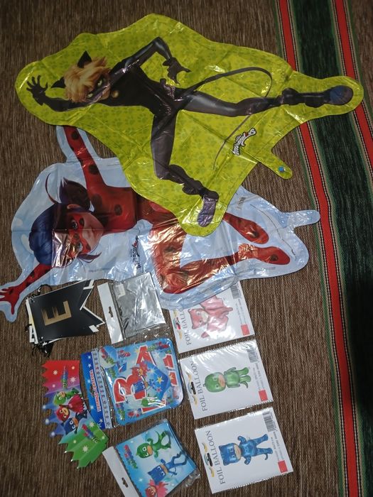 Прикраси на День народження.Фольговані шари Леді Баг Суперкіт