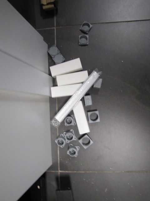 Szafka kuchenna modułowa do zabudowy z drzwiami Berlioz