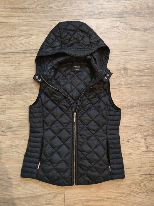 Bezrękawnik damski pikowany czarny 38 Reserved