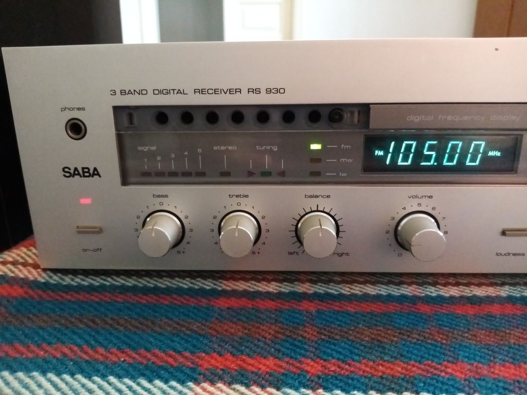 Продам ресівер Saba sr 930