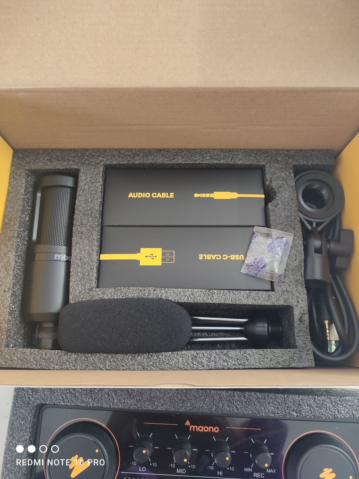 MAONO Mikser audio AU-AM200-S1 Czarny