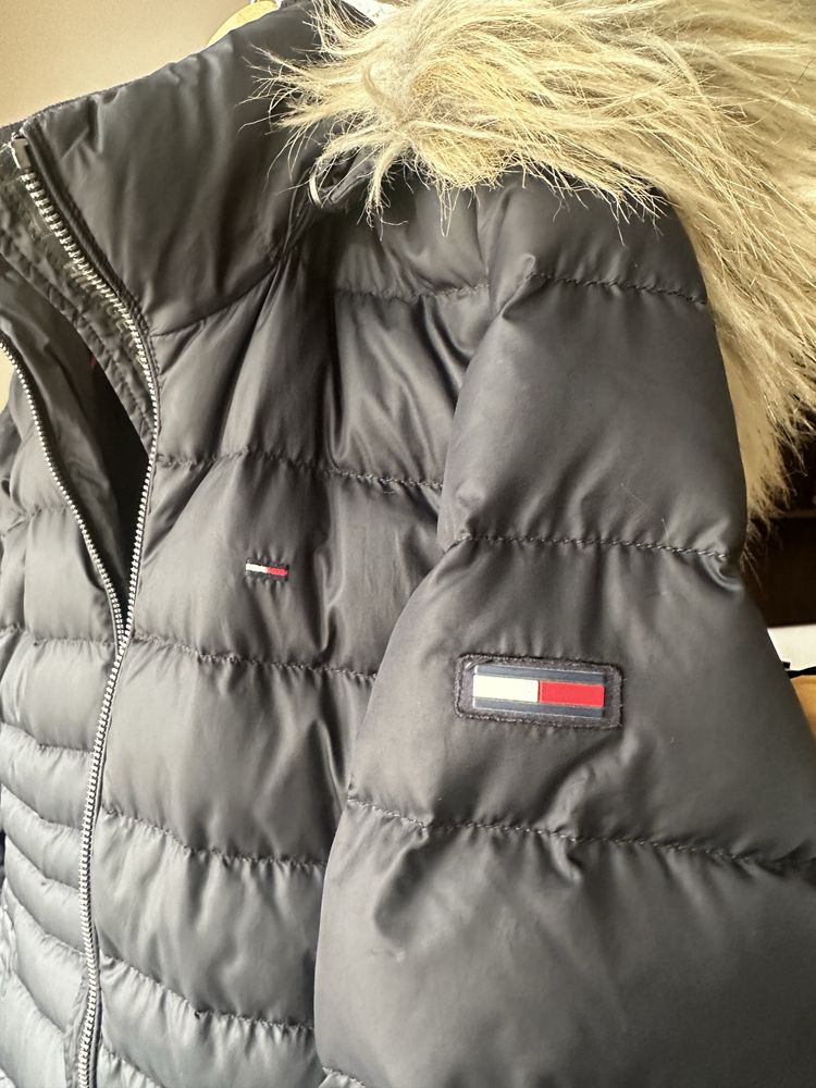 Tommy Hilfiger Jeans Essential kurtka puchowa XS 34