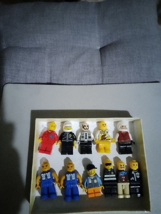 LEGO и детали  инструкции олх отправляем