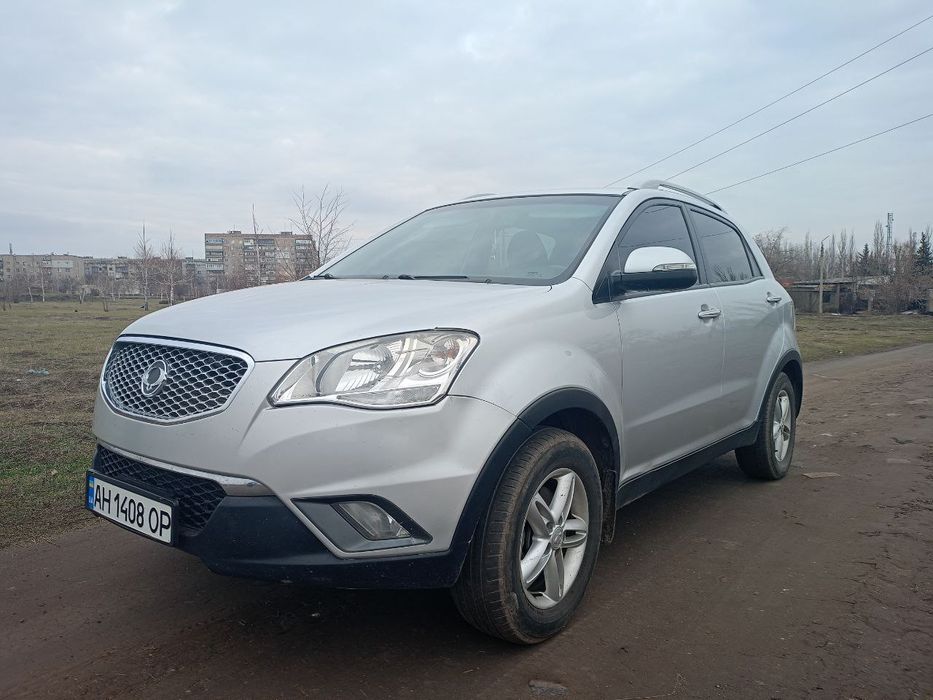 Авто Ssang yong Corando
