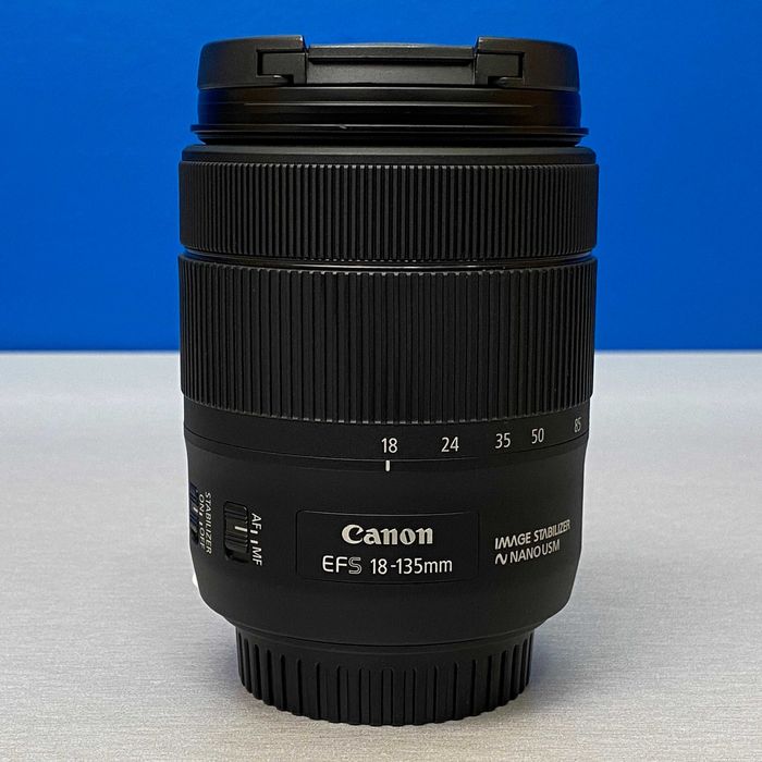 Canon EF-S 18-135mm f/3.5-5.6 IS Nano USM