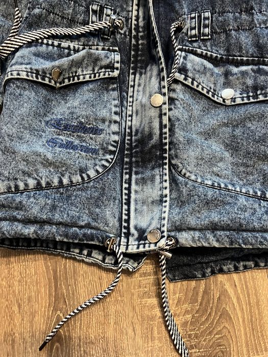 Дитяча джинсова куртка для дівчинки на хутрі.