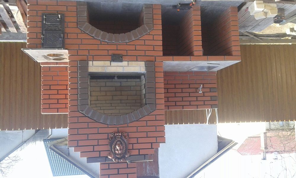 Будую мангали, комплекси, барбекю, коптильні, кухні, пекарські печі.