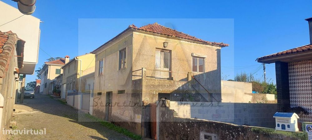 Moradia com terreno em estado de ruína na freguesia de Retorta em V...