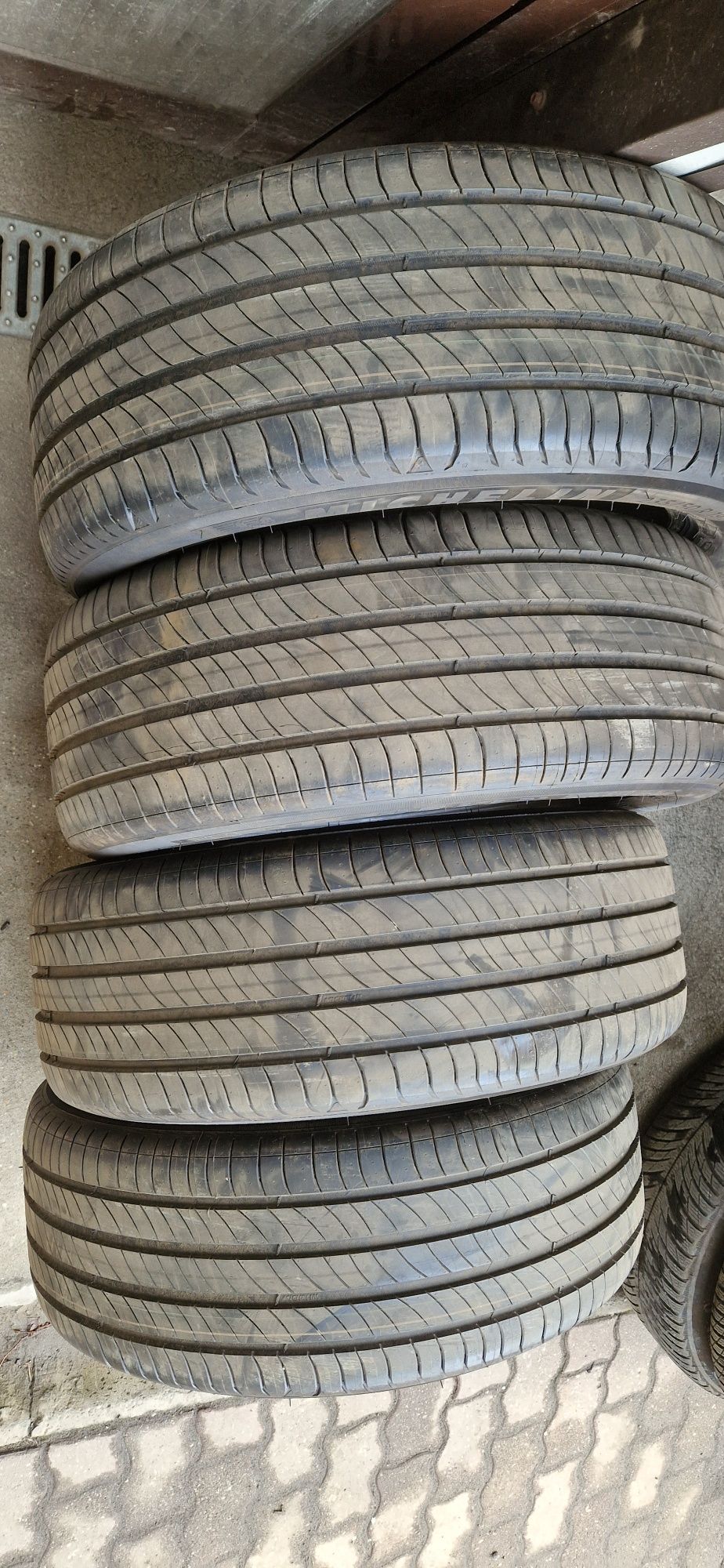 235/50 R19 103V extra load Michelin primacy 4 S1 Demo