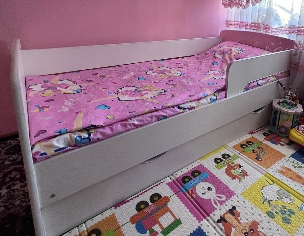Продам дитяче ліжко,в ідеальному стані.