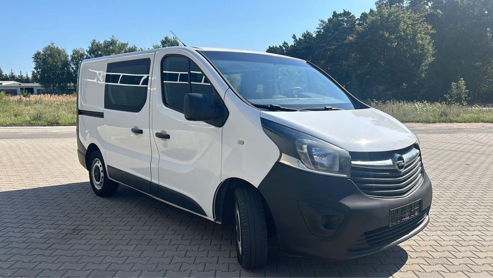 Opel Vivaro 1.6 Klima 6 osobowy 2019r