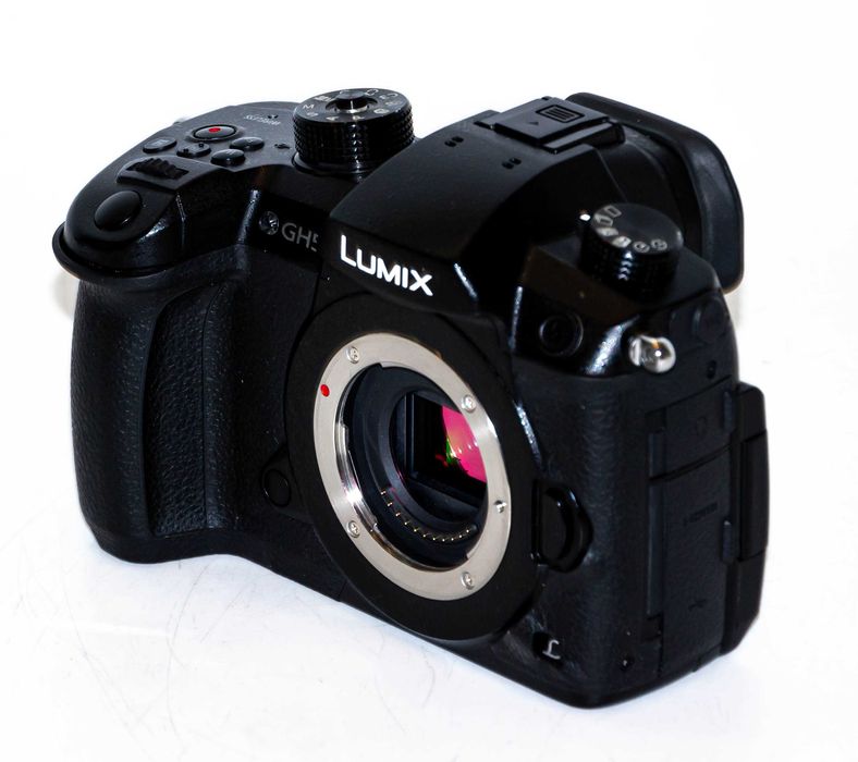 Panasonic Lumix DC-GH5 BODY 20.3Mpix 10TYŚ