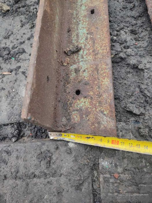 уголок 100х100х8 по 1м