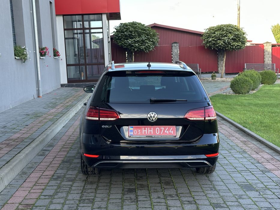 Продам свіжо пригнане дуже гарному стані авто.