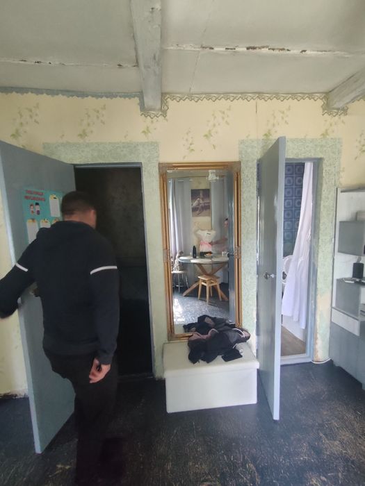 Будинок зі зручностями 10 км від міста