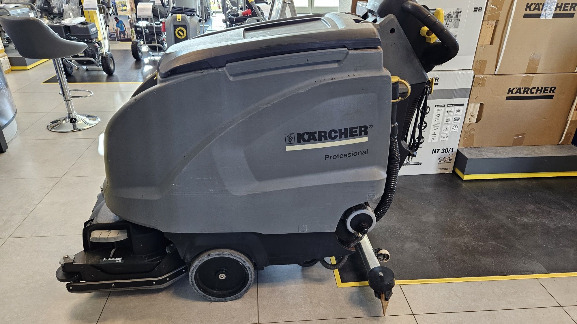 B60 - szorowarka Karcher , myjka, automat,