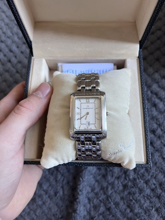 Годиник Claude Bernard