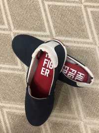 Buty męskie  Tommy Hilfiger  rozmiar 41