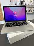 - Macbook Pro 15” cali - 16GB RAM - 512GB SSD - 2015