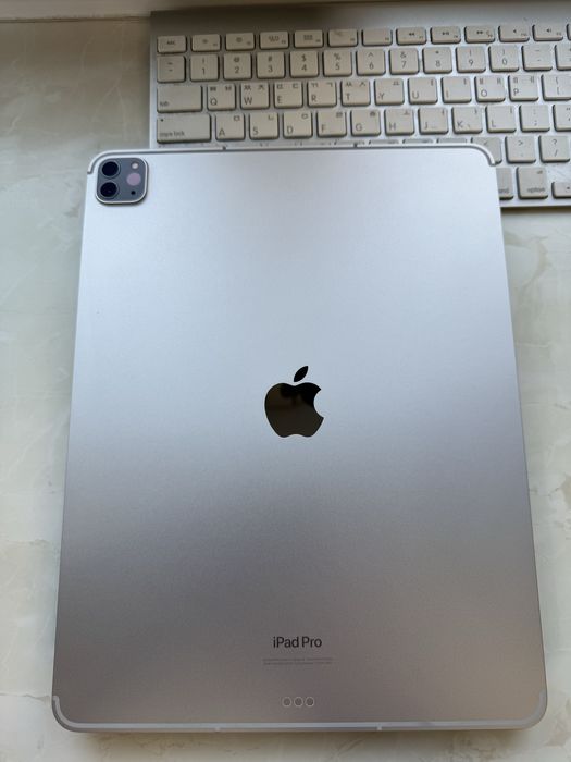 iPad Pro 12.9 M2 2022 128Gb Silver WiFi+LTE 100% АКБ, Прекрасний стан!
