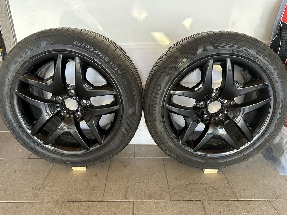 2 szt. Felga z oponą BMW X3 E83 M pak R18 Czarne.