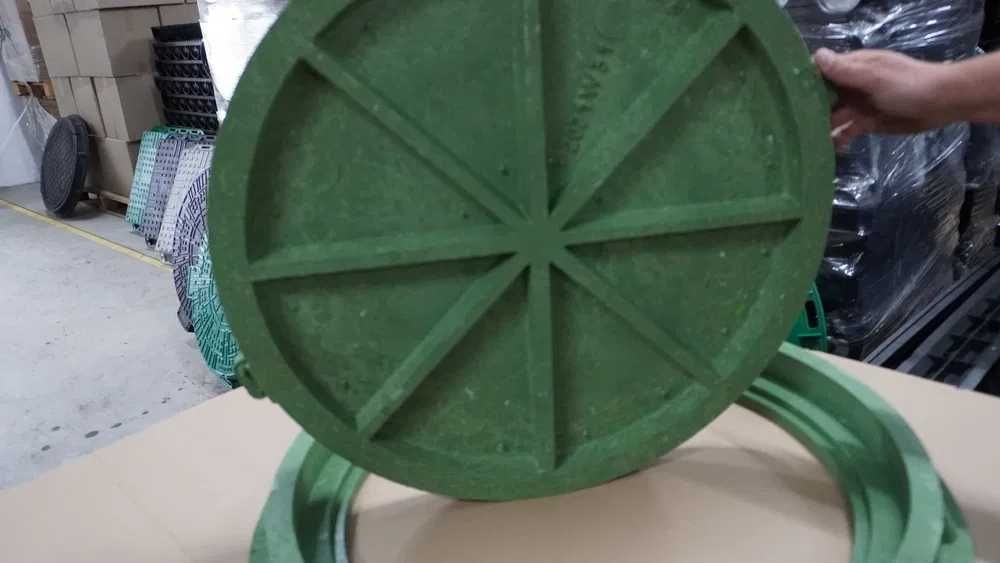 Właz ogrodowy, pokrywa studnia, szambo. Polimerowy Czarny A15! Ø600