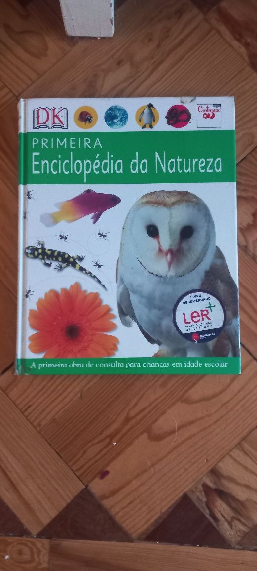 Enciclopédias infantis: forogtafia, animais, ciência, ecologia, Egito