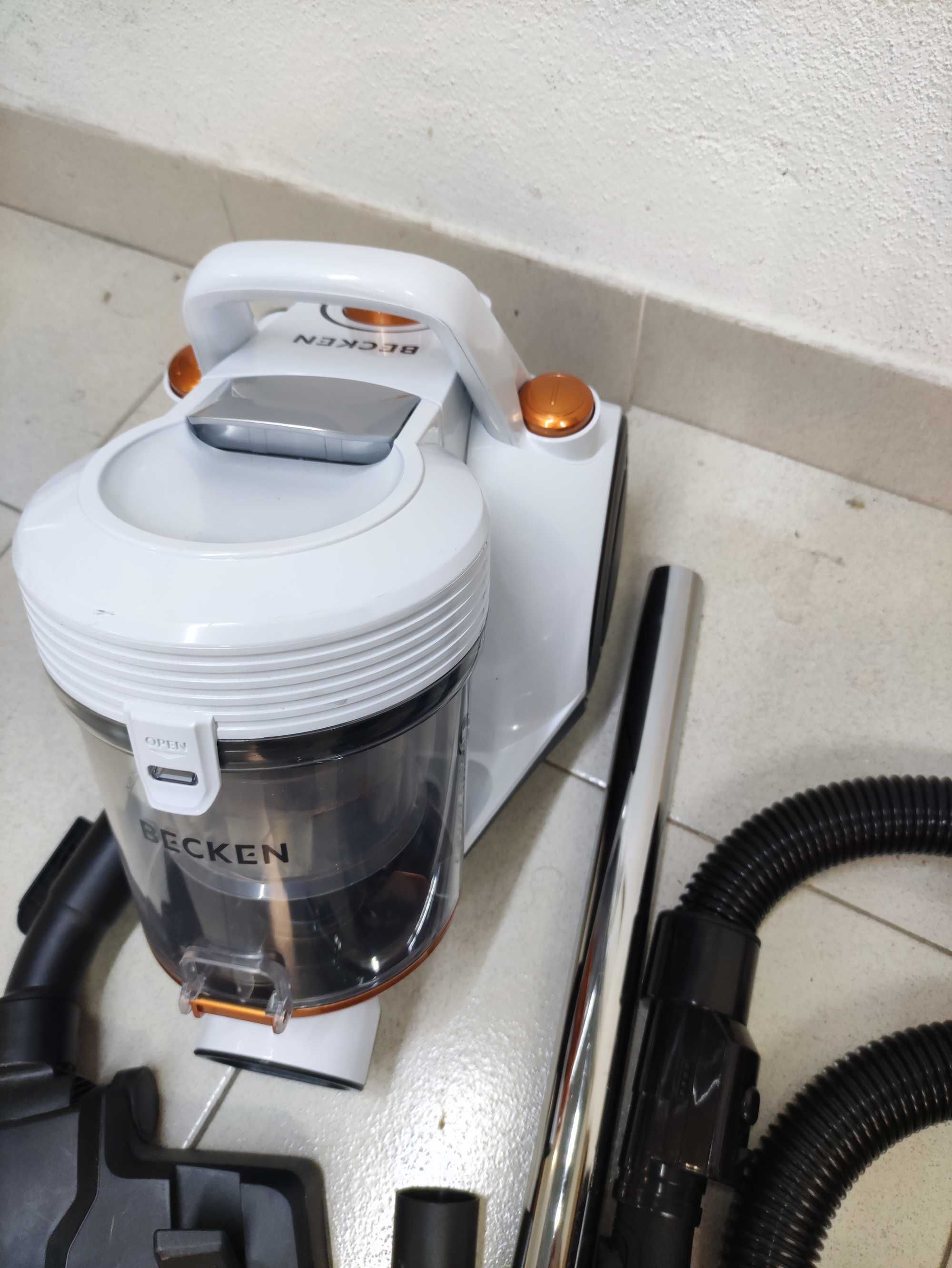 Aspirador sem saco Becken - DP5