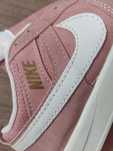 Жіночі кросівки Nike
