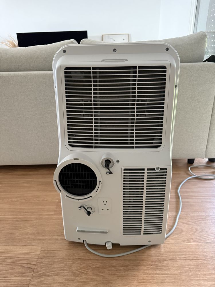 Ar Condicionaro Portatil Becken BAC4255 12.000 BTUS