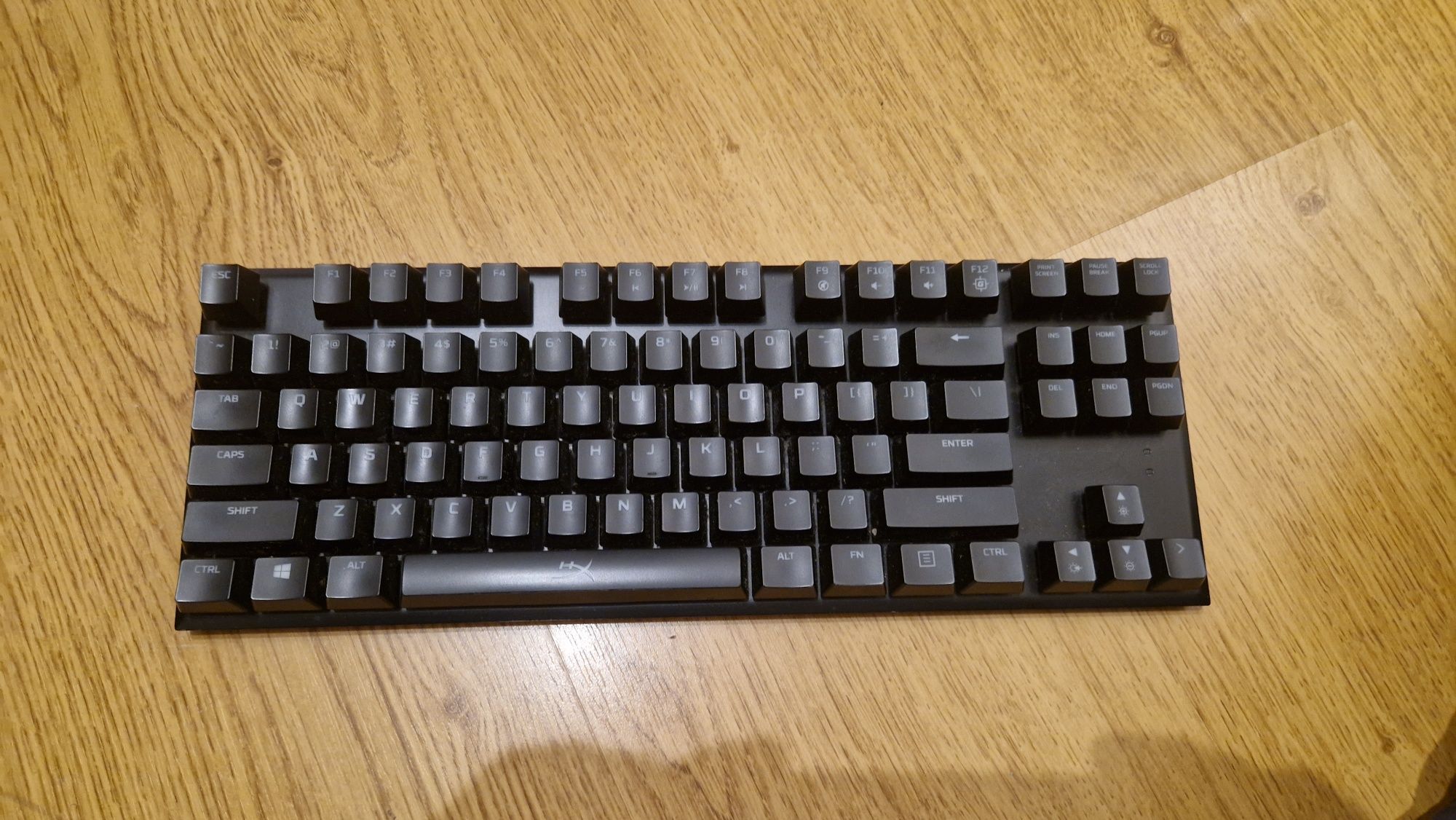 teclado hyperx alloy fps pro