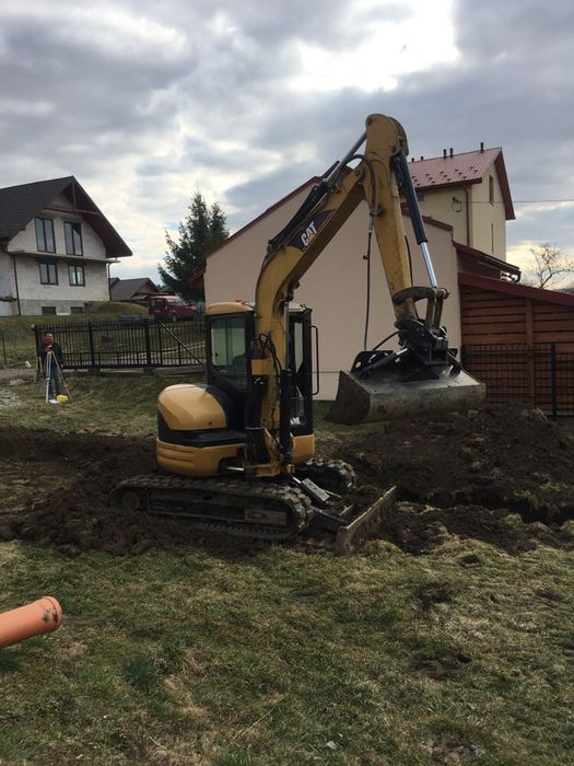 Wynajem usługi Jcb koparki  walec  wozidło kucie instalacje Wod-Kan