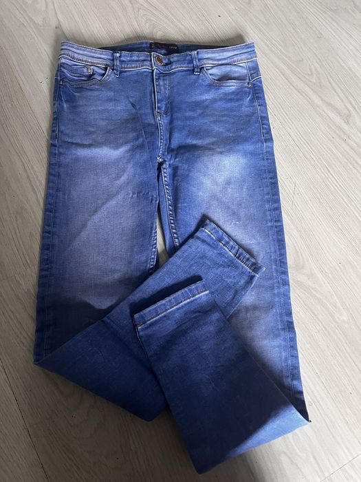 Spodnie jeans Croop