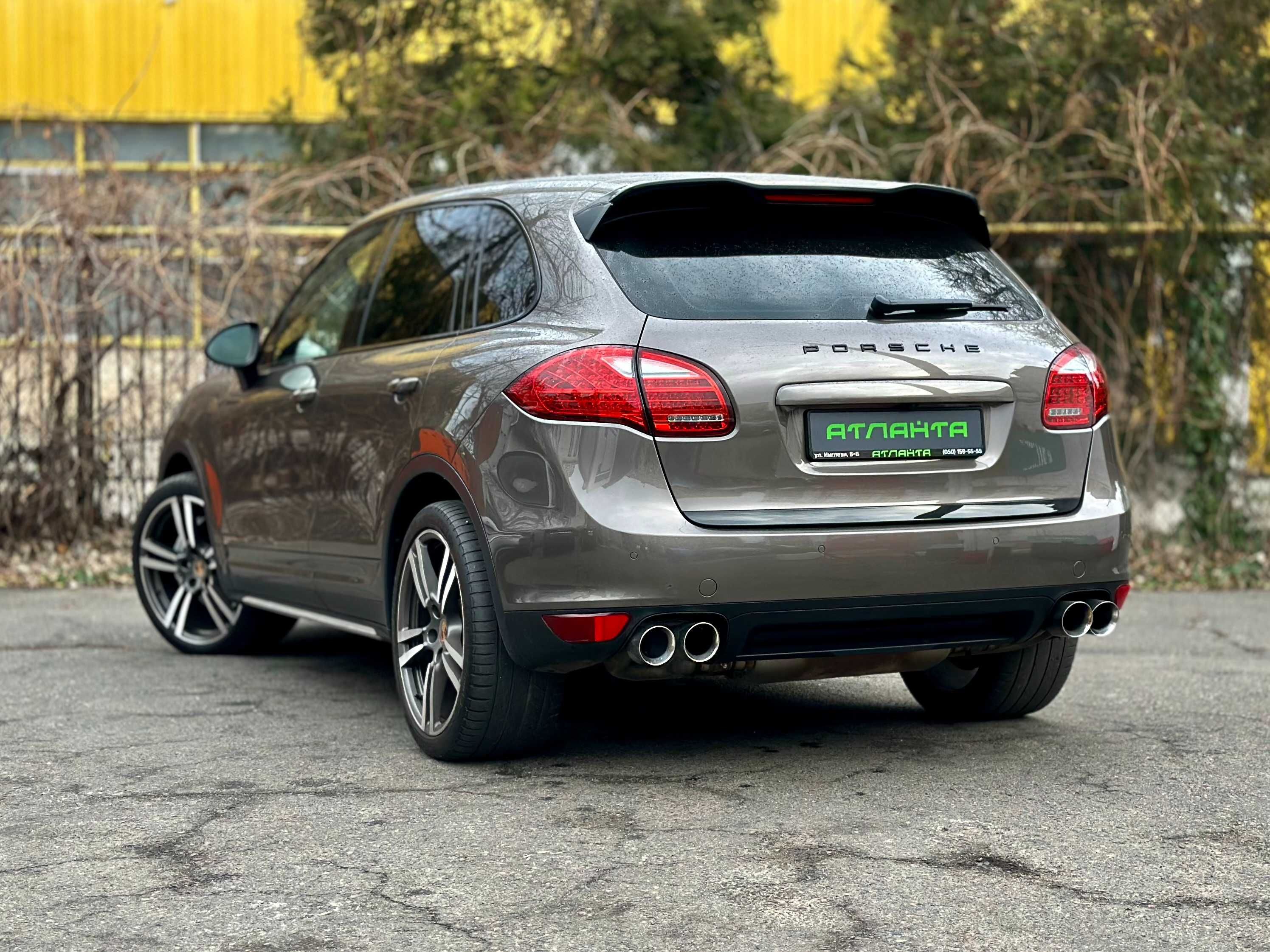 Porsche Cayenne 2012