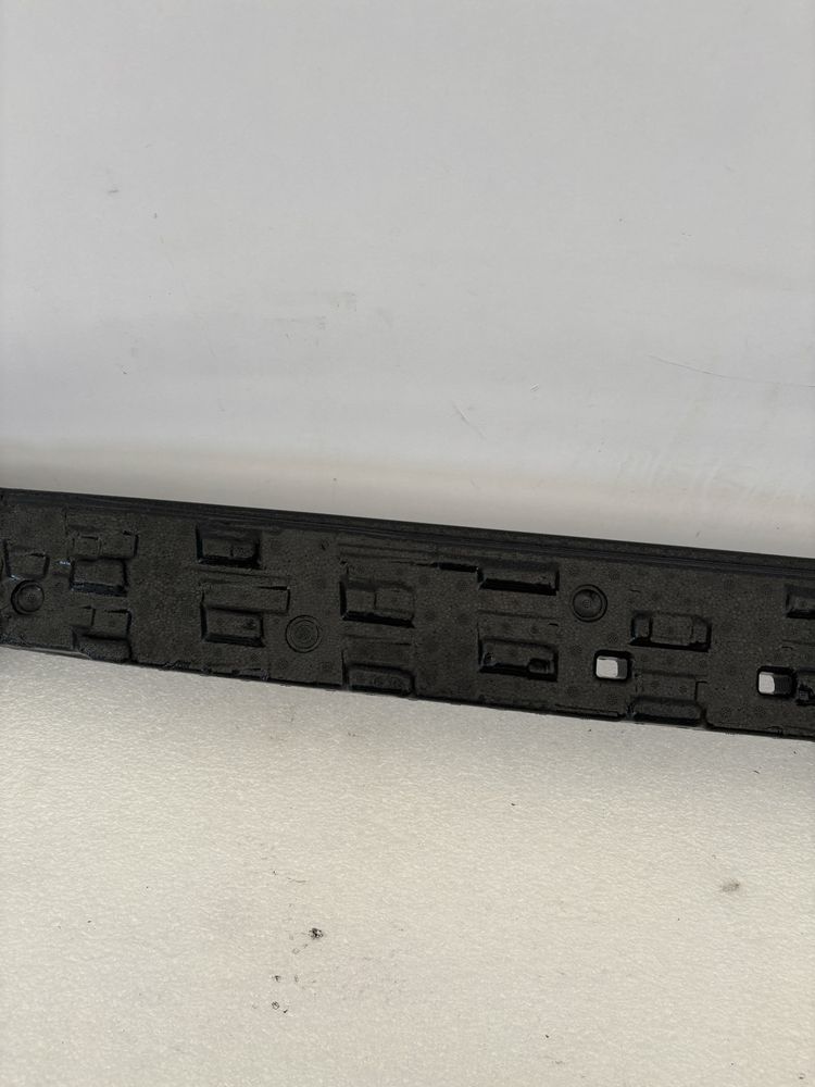 Audi A4 B9 8W0 lift 19- A5 absorber styropian pianka zderzaka przód