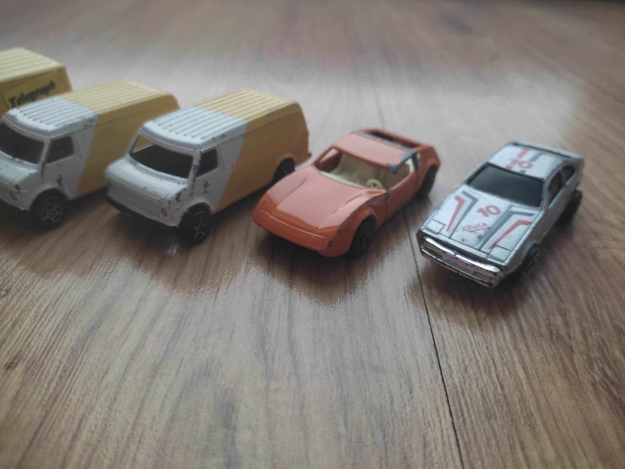 Złom Corgi, Matchbox i inne 1:64
