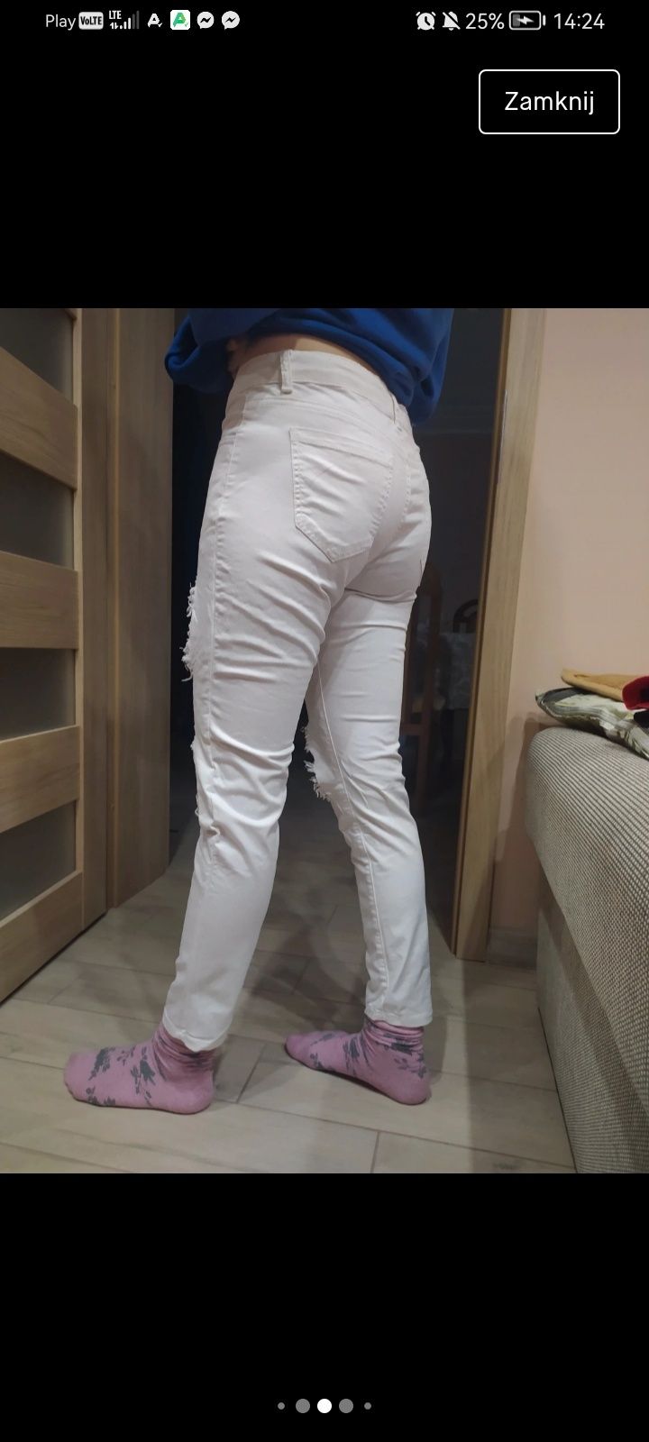Białe spodnie z siatką