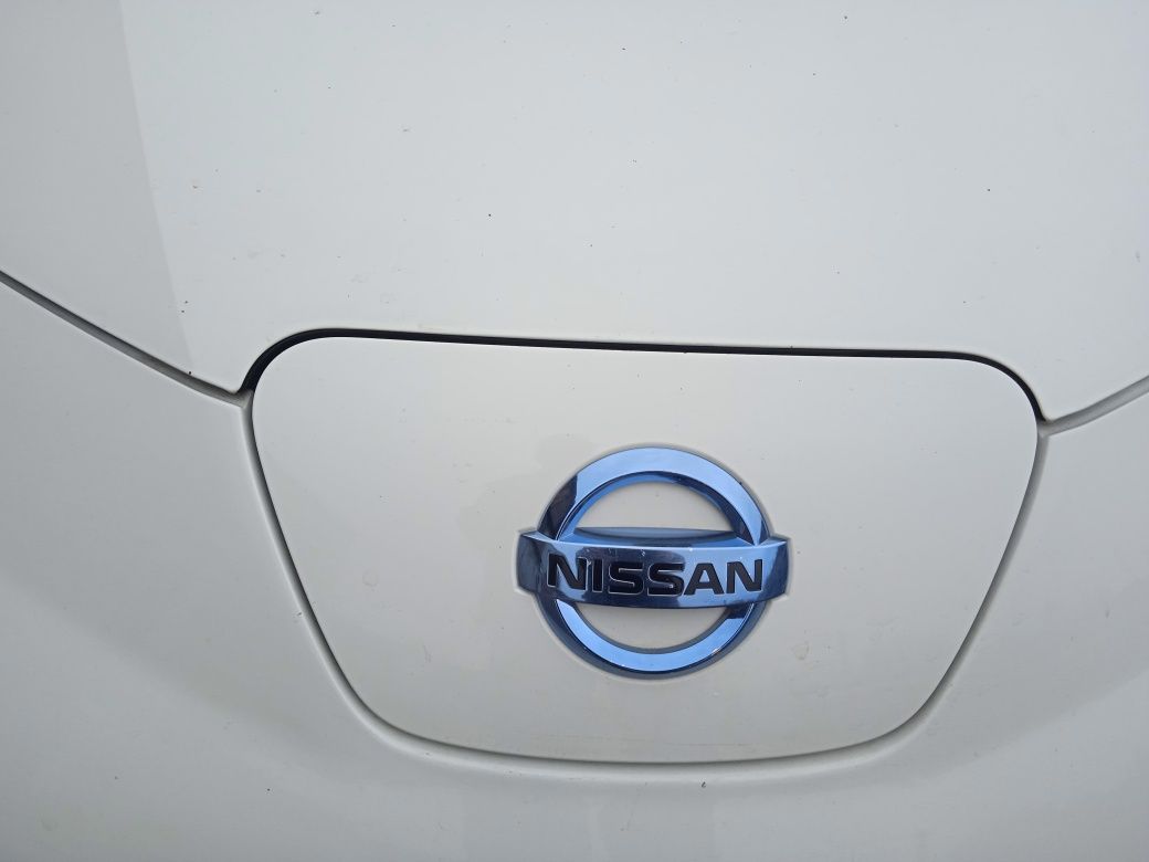 Продаю Nissan Leaf 2014 г. в. по запчастям.