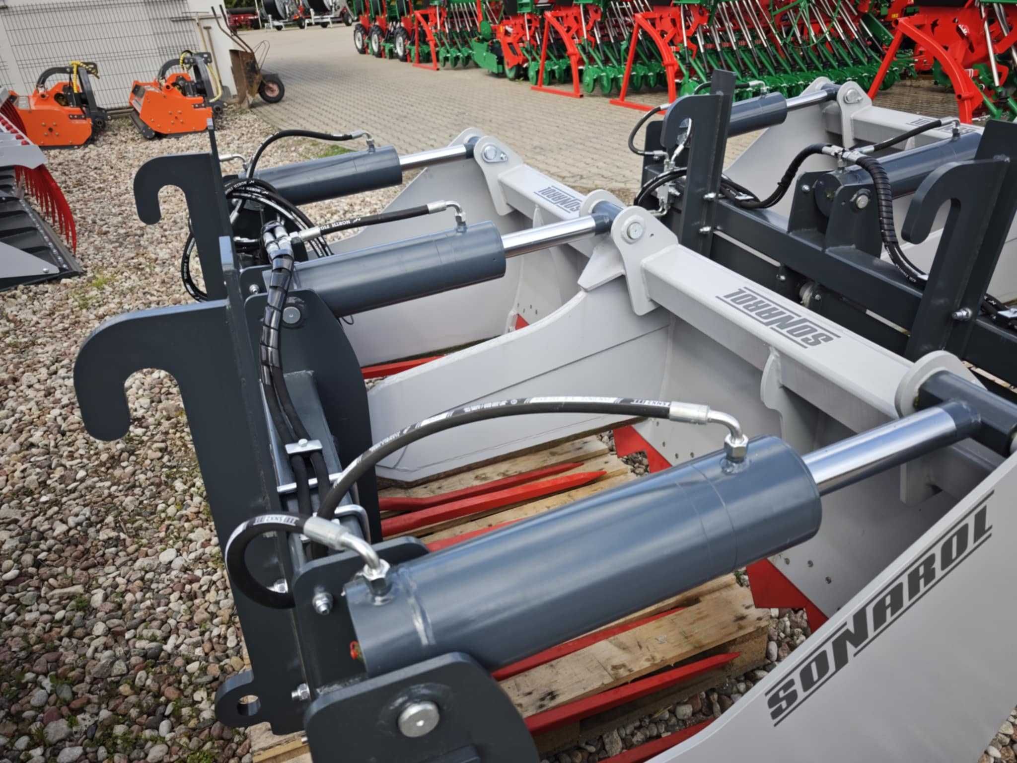 Wycinak do kiszonki Sonarol do JCB do ładowarki 2,0m 3 siłowniki
